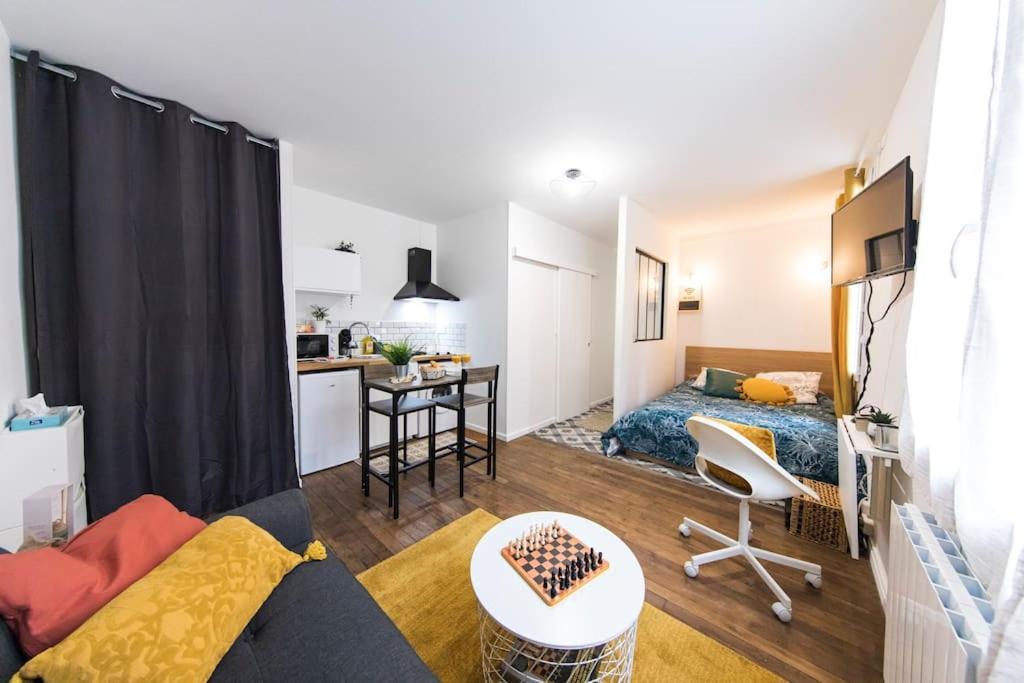 L'Explorateur Du Grecourt Apartment Tours Luaran gambar